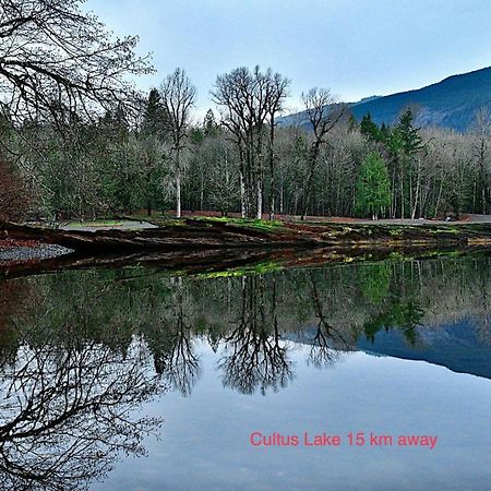 Private Suite 2Br Near Hwy 1, Heritage Park, Coliseum, Cultus Lake, Fishing, Chilliwack Eksteriør billede