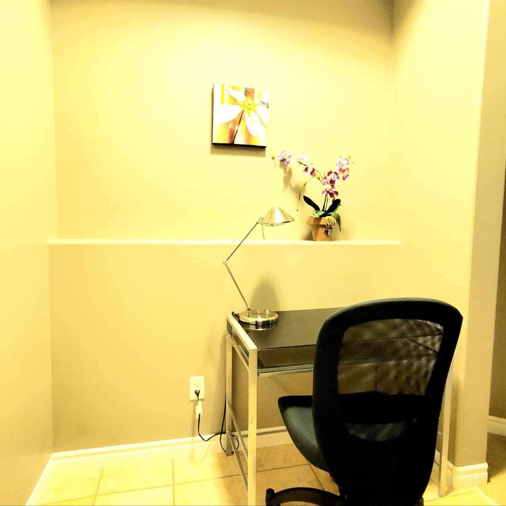 Private 2 Bedrooms Suite Near Hwy 1, Cultus Lake, Heritage Park, Fishing, Coliseum Chilliwack Eksteriør billede